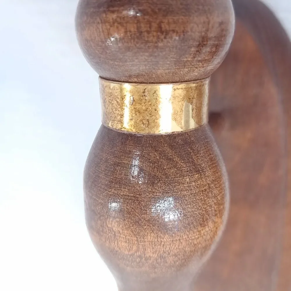 Wooden Ships pics brass candleholders